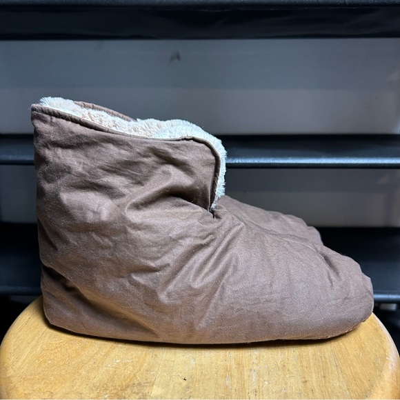 Restoration hardware brown down feather slippers - Picture 1 of 8
